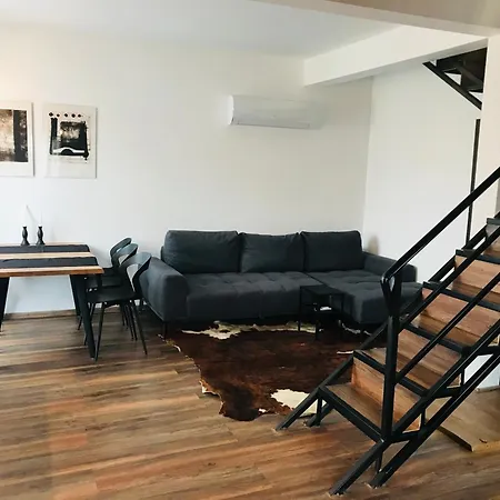 омния * تشيرنوموريتس