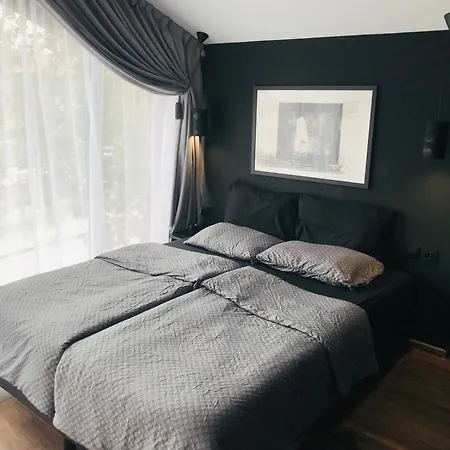 омния شقة تشيرنوموريتس