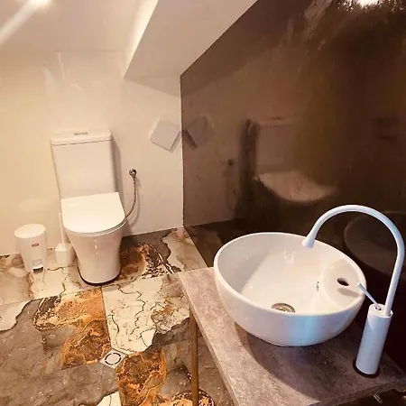 омния Apartmán *